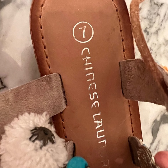 Gladiator sandals with pom poms by Chinese Laundry - Picture 3 of 4